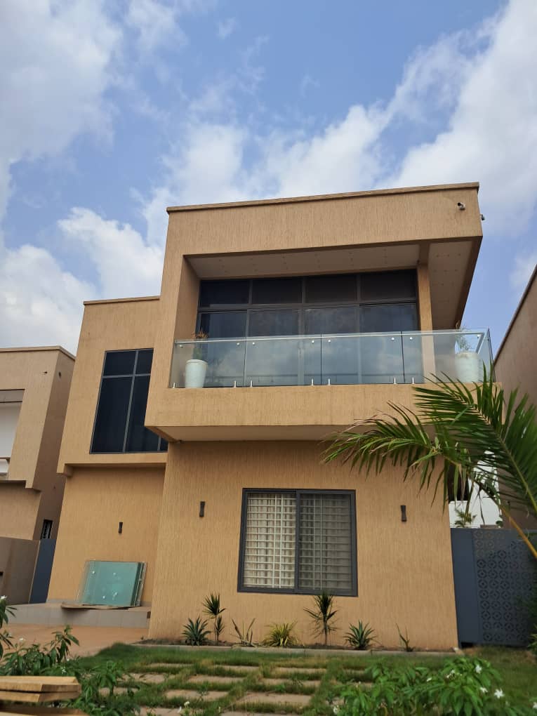 Heavy Equipment Haulage